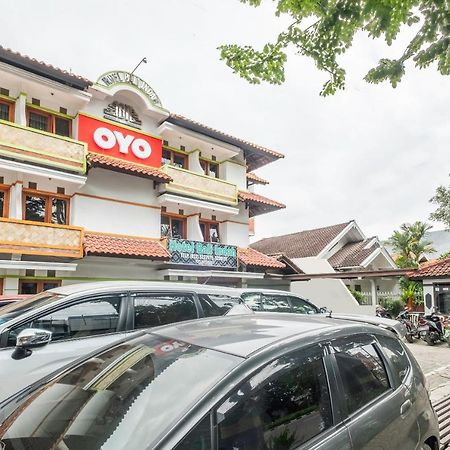 Oyo 1945 Hotel Bali Indah Bandung Eksteriør bilde