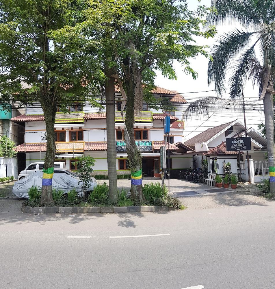 Oyo 1945 Hotel Bali Indah Bandung Eksteriør bilde