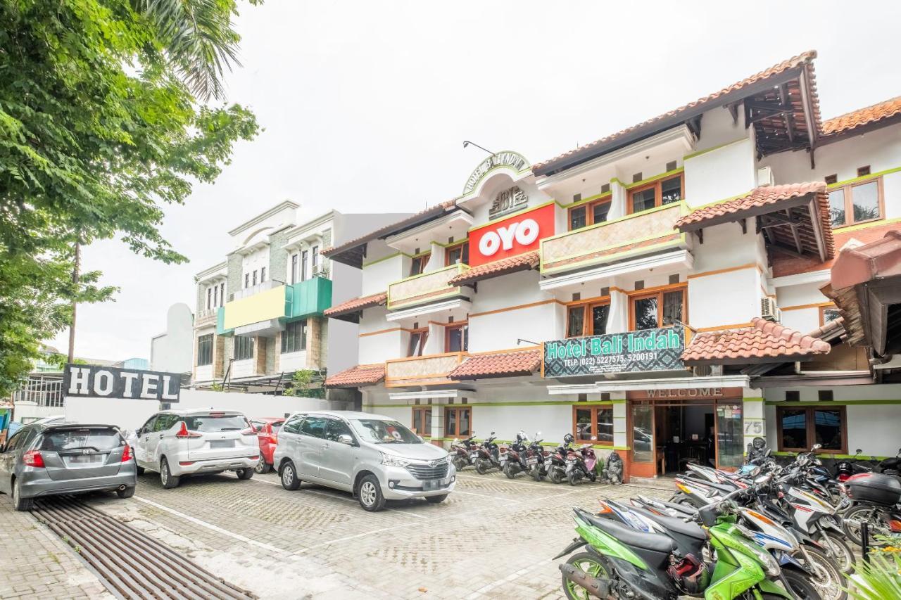 Oyo 1945 Hotel Bali Indah Bandung Eksteriør bilde