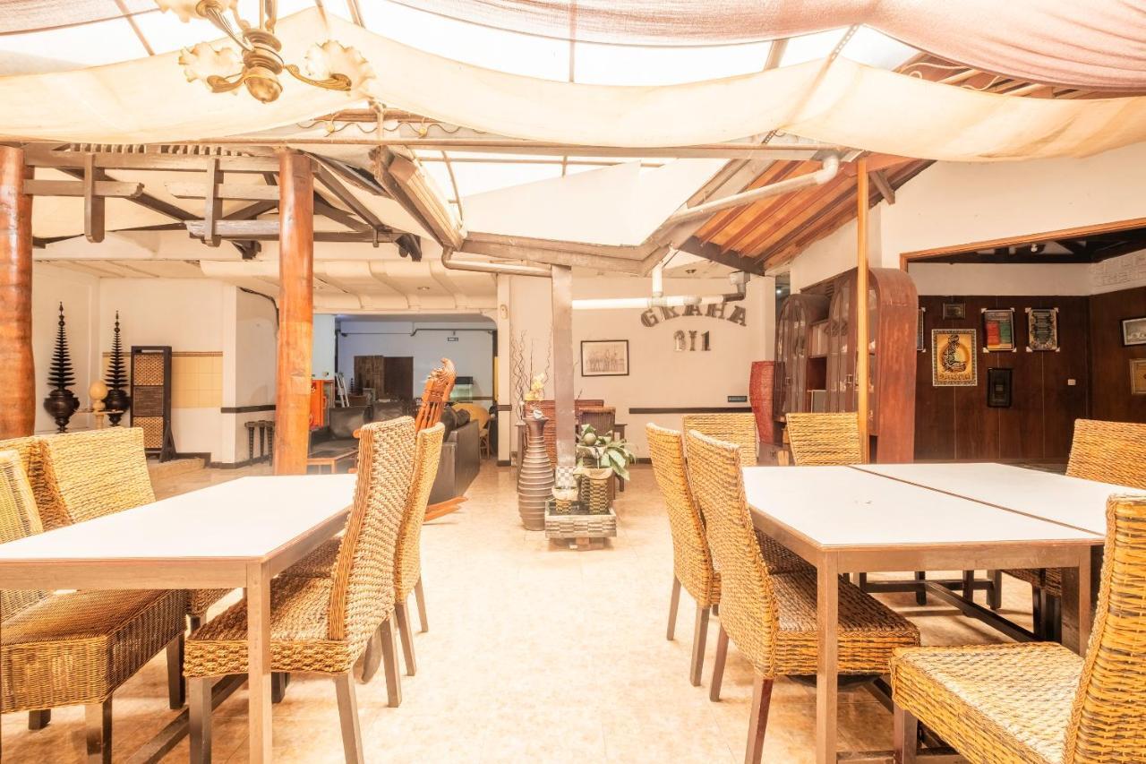 Oyo 1945 Hotel Bali Indah Bandung Eksteriør bilde