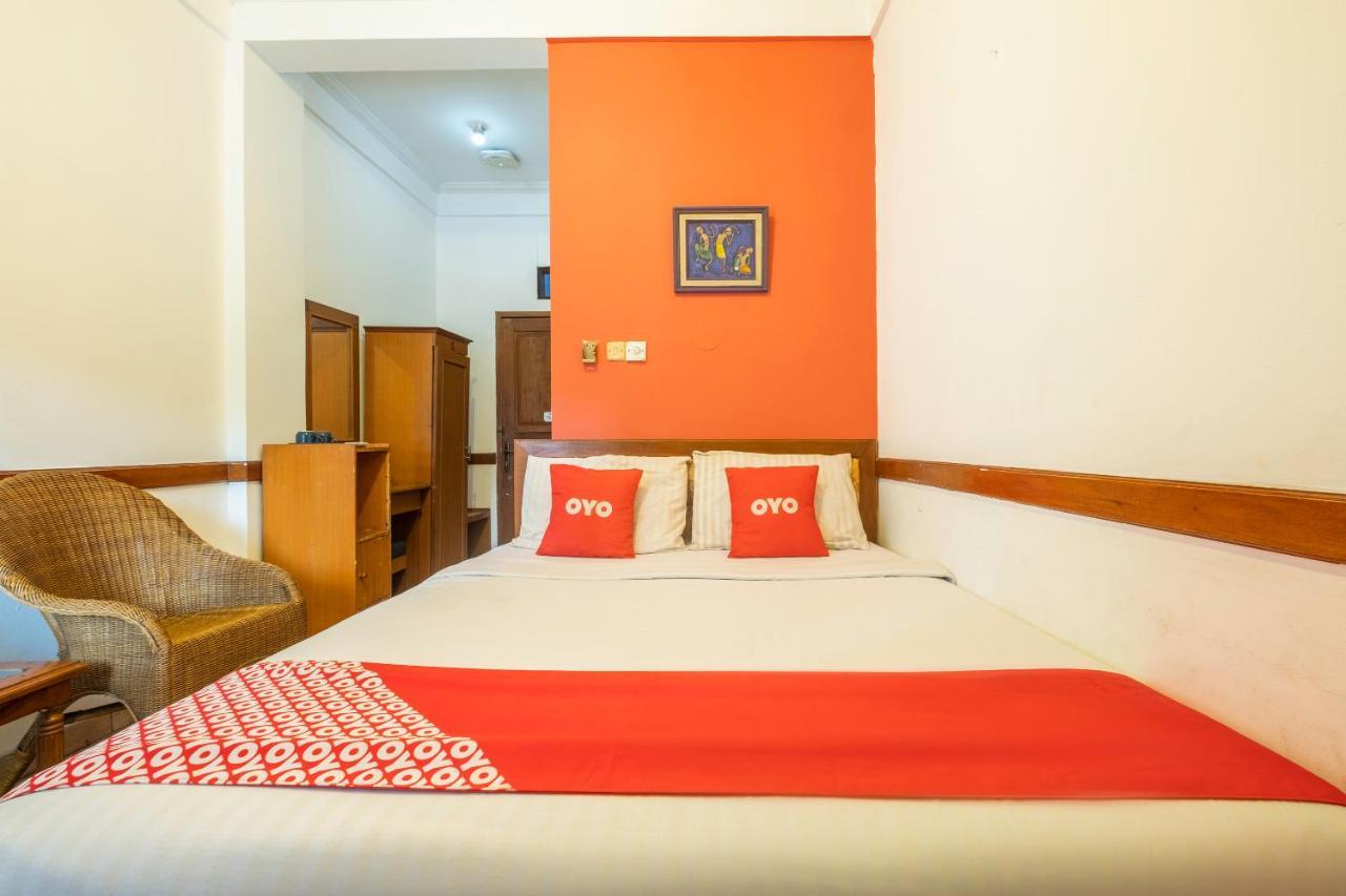 Oyo 1945 Hotel Bali Indah Bandung Eksteriør bilde