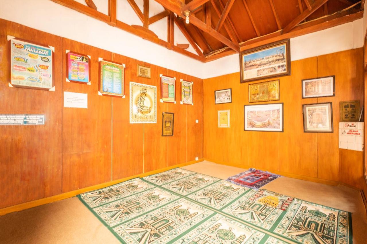 Oyo 1945 Hotel Bali Indah Bandung Eksteriør bilde