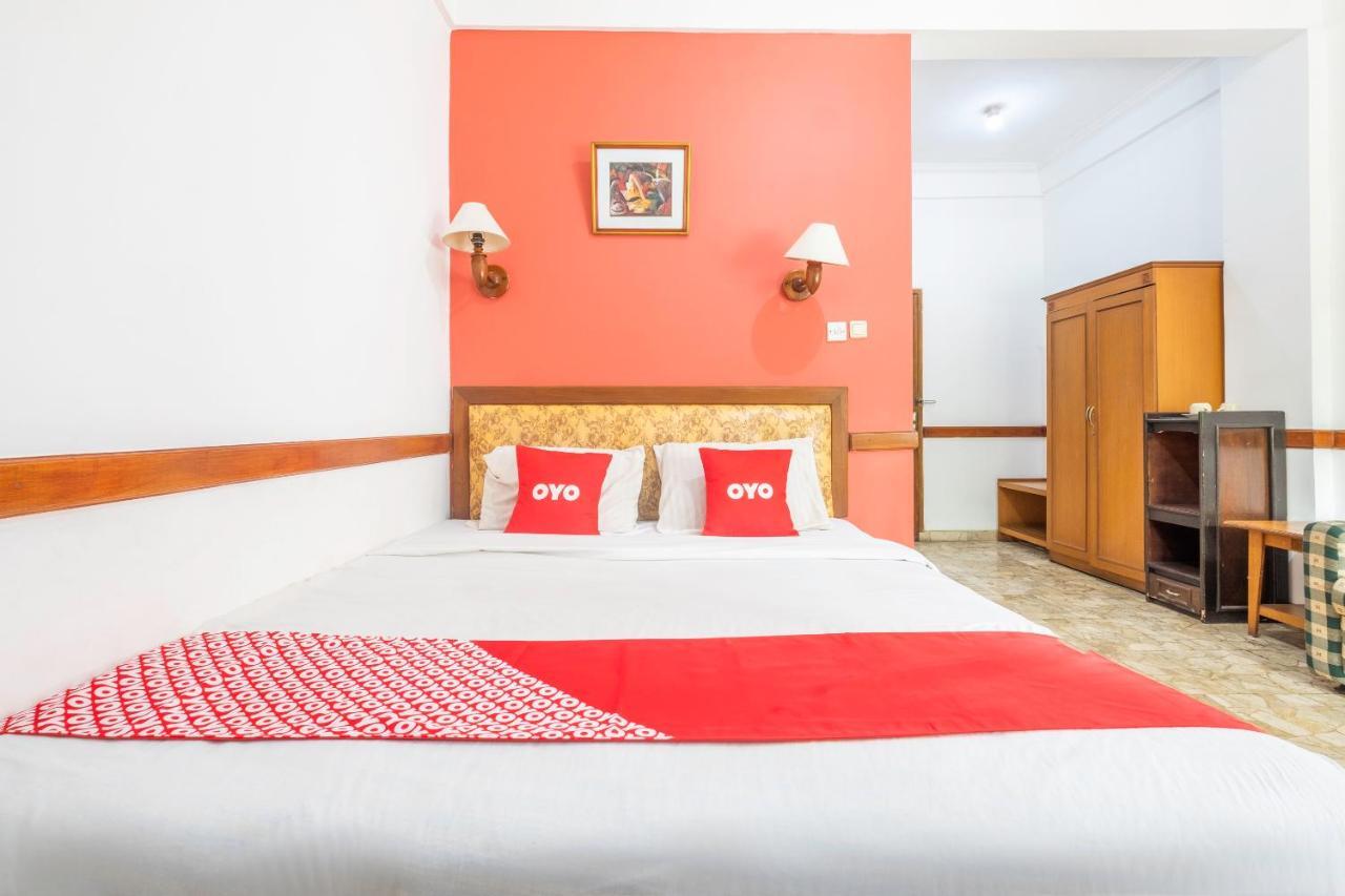 Oyo 1945 Hotel Bali Indah Bandung Eksteriør bilde
